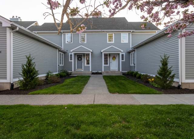 Property at 76 Copley Rd #76, Glastonbury, CT 06073, 2 beds, 2.5 baths