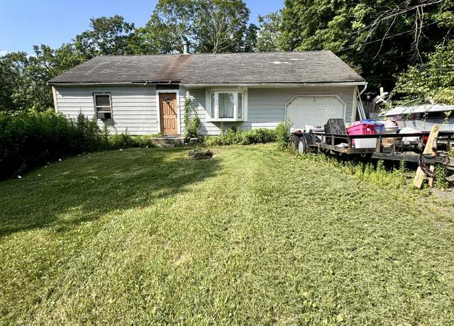 Property at 7 Mount Tom Rd, New Milford, CT 06776, 3 beds, 1 bath