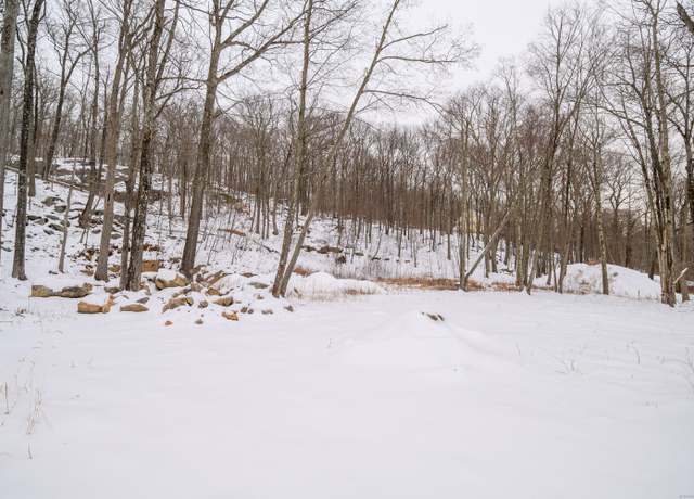 Property at 18 Ives Ct, Ridgefield, CT 06877