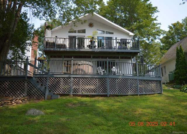 Property at 124 East St, Wolcott, CT 06716, 3 beds, 3 baths