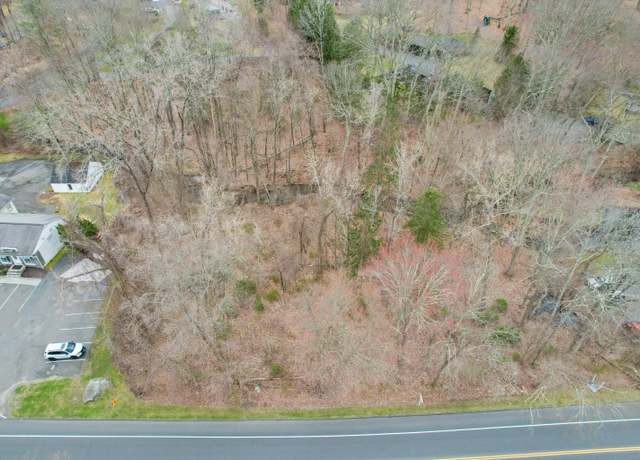 Property at 149 Mount Pleasant Rd, Newtown, CT 06470