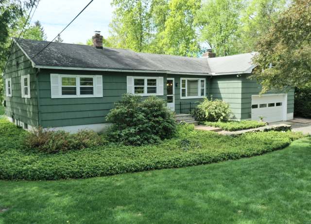Property at 12 Cedar Ln, Oxford, CT 06478, 3 beds, 1 bath