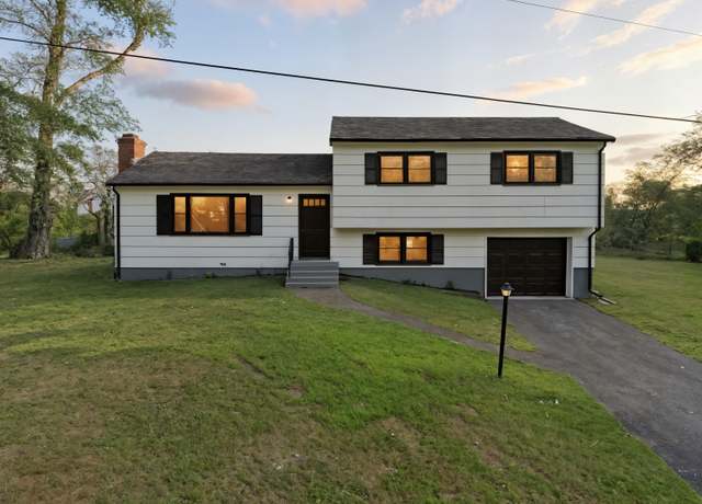 Property at 92 Lowery Dr, Southington, CT 06489, 3 beds, 2 baths
