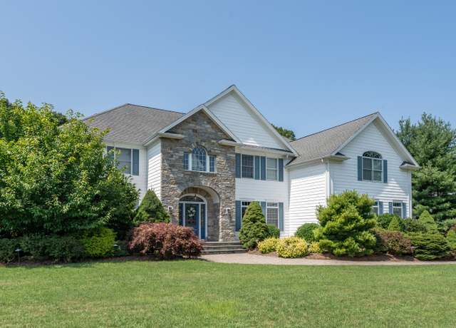 Property at 23 Creamery Ln, Madison, CT 06443, 5 beds, 4.5 baths