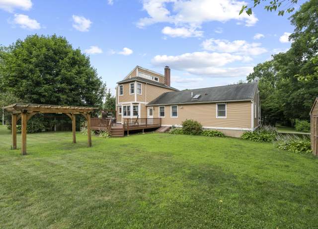 Property at 34 Joyce St, Guilford, CT 06437, 4 beds, 2 baths
