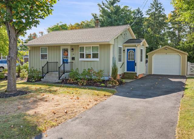Property at 18 Quaker Ln, Southington, CT 06489, 3 beds, 2 baths