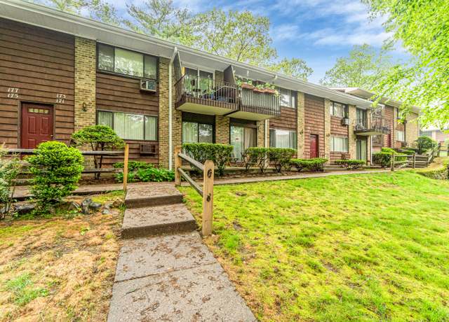 Property at 173 Kennedy Dr #173, Bridgeport, CT 06606, 2 beds, 1 bath