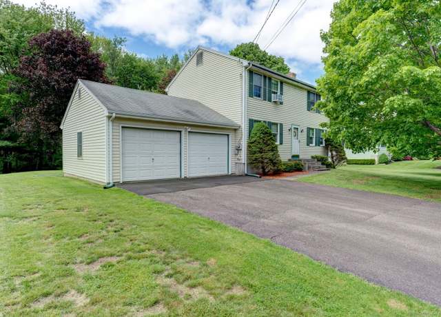 Property at 147 Ox Yoke Dr, Berlin, CT 06037, 3 beds, 1.5 baths
