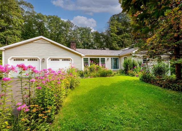 Property at 181 Picketts Ridge Rd, Redding, CT 06896, 4 beds, 3 baths