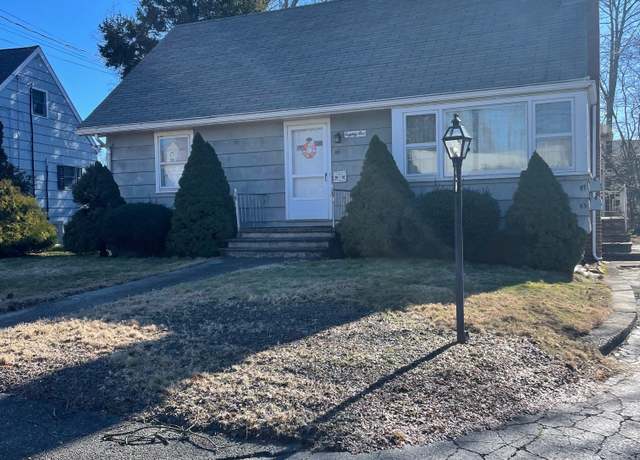 Property at 85 Sawyer Rd, Fairfield, CT 06824, 5 beds, 3 baths