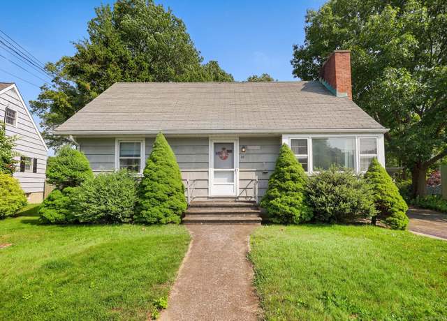Property at 85 Sawyer Rd, Fairfield, CT 06824, 5 beds, 3 baths