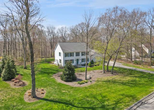 Property at 11 Eska Dr, Ledyard, CT 06339, 3 beds, 2.5 baths