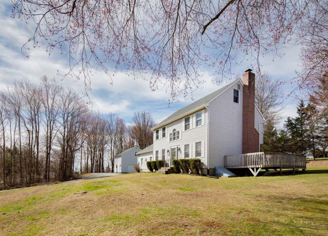 Property at 214 Delay Rd, Harwinton, CT 06791, 3 beds, 2.5 baths
