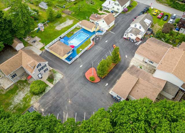 Property at 34 Pleasant St #7, Plainfield, CT 06374, 3 beds, 1.5 baths
