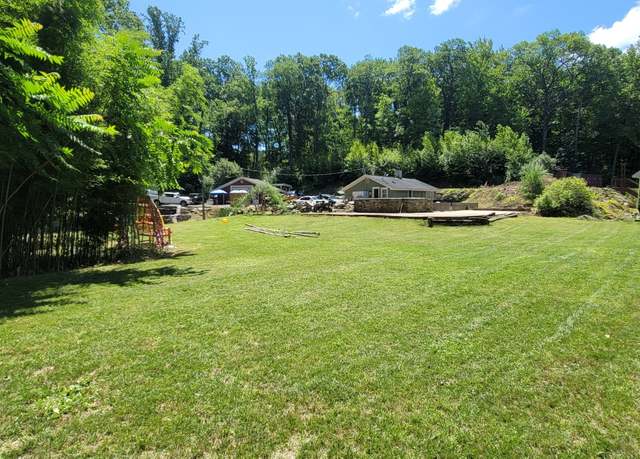 Property at 134 Nashville Rd, Bethel, CT 06801, 2 beds, 3.5 baths