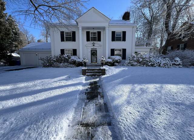 Property at 30 Stratford Rd, West Hartford, CT 06117, 5 beds, 3.5 baths