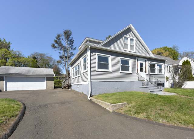 Property at 181 Sampson St, Bridgeport, CT 06606, 3 beds, 2 baths