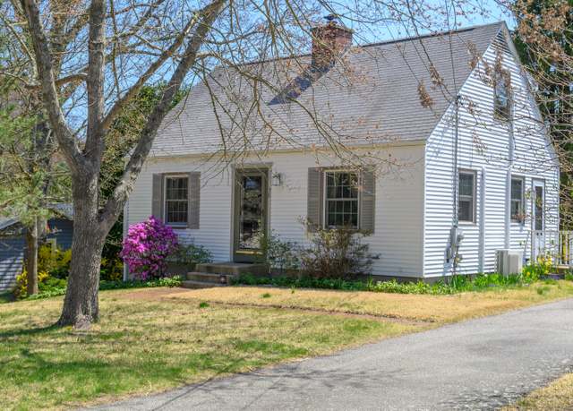 Property at 30 Rossie St, Stonington, CT 06355, 3 beds, 3 baths