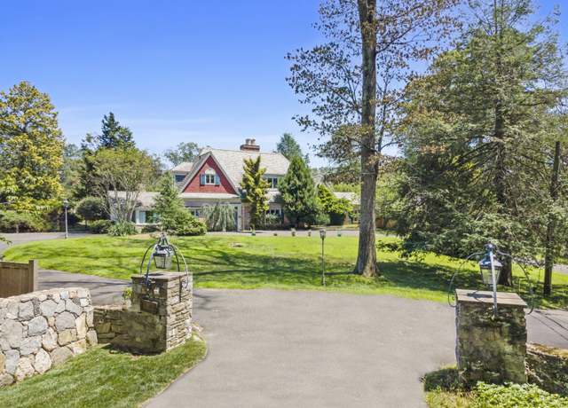 Property at 37 Green Acre Ln, Westport, CT 06880, 7 beds, 5.5 baths