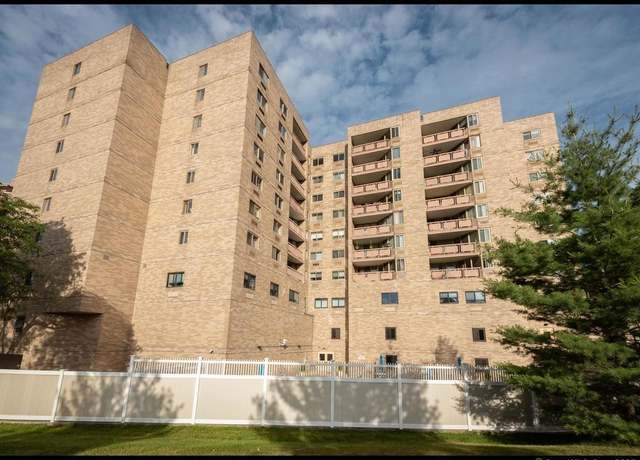 Property at 143 Hoyt St Unit L7, Stamford, CT 06905, 2 beds, 2 baths