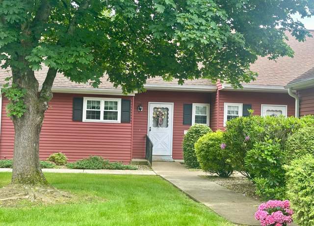 Property at 415 Lady Bug Ln #415, Vernon, CT 06066, 2 beds, 1.5 baths