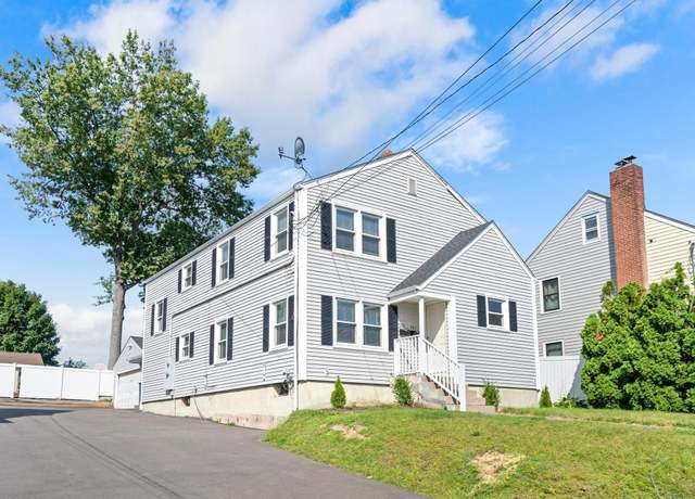 Property at 385 Quaker Ln S, West Hartford, CT 06119, 4 beds, 2 baths