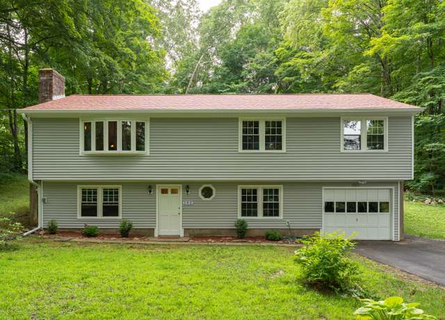 Property at 142 Wilderwood Dr, Guilford, CT 06437, 3 beds, 2 baths