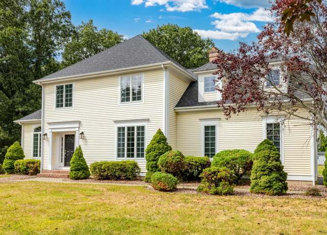 Property at 57 Great Pond Rd, Glastonbury, CT 06073, 4 beds, 2.5 baths