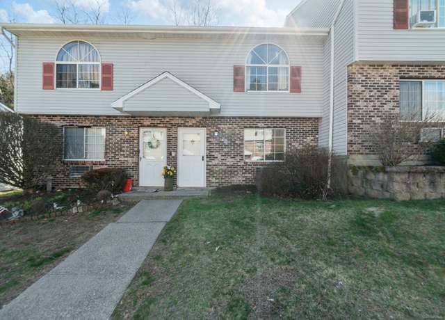 Property at 197 Pine Hill Rd Unit 7B, Thomaston, CT 06787, 2 beds, 1.5 baths