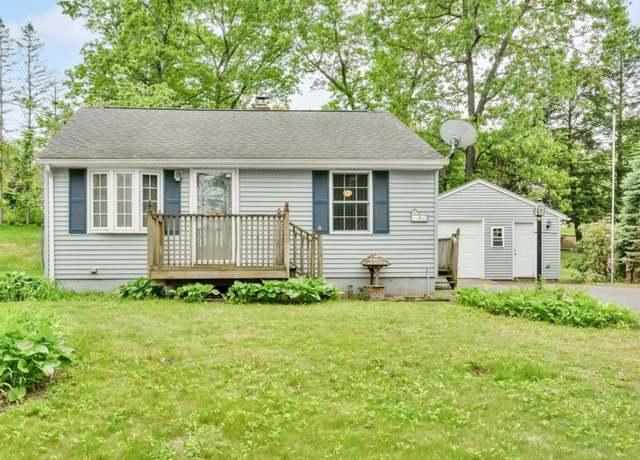 Property at 40 W View Dr, Enfield, CT 06082, 2 beds, 1.5 baths