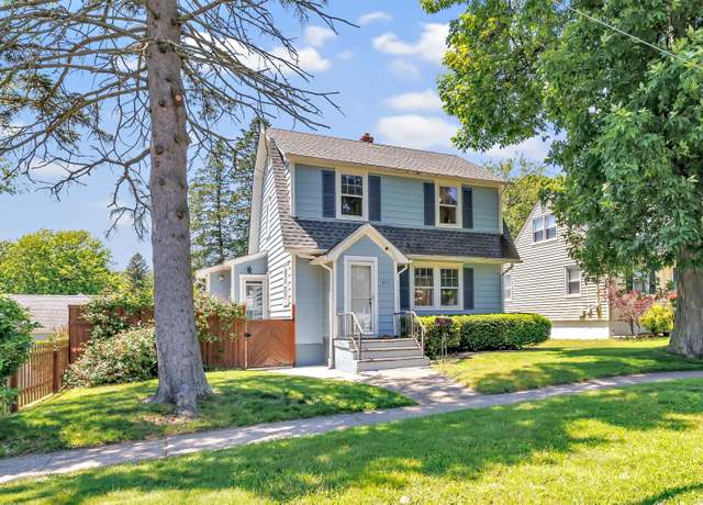 Property at 345 Huntington Rd, Stratford, CT 06614, 3 beds, 1.5 baths