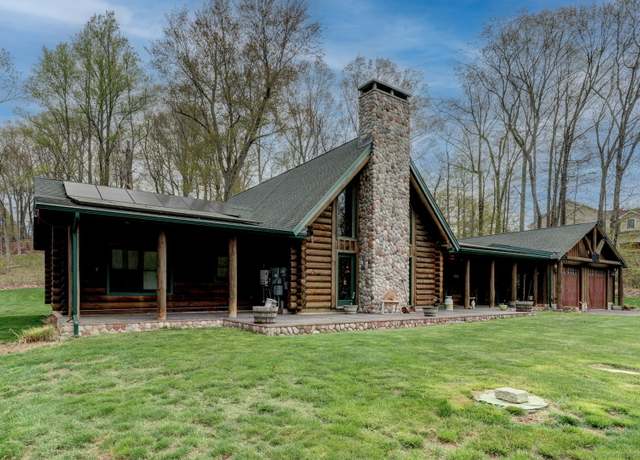 Property at 204 Old Blue Hills Rd, Durham, CT 06422, 4 beds, 2 baths