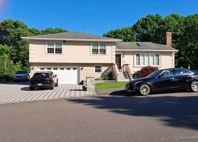 Property at 115 Kendall Cir, Waterbury, CT 06708, 4 beds, 2.5 baths