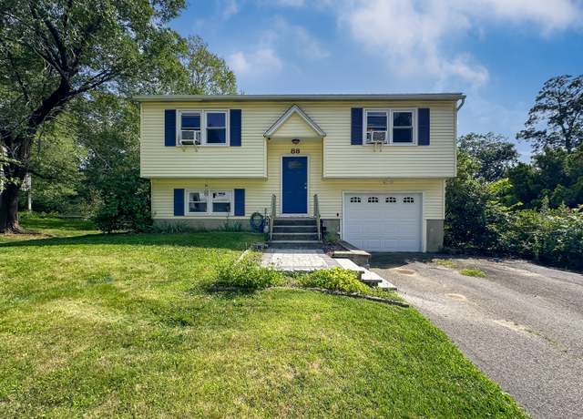 Property at 88 Concord Rd, Torrington, CT 06790, 2 beds, 1.5 baths