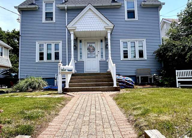 Property at 475 Lighthouse Rd, New Haven, CT 06512, 4 beds, 2 baths