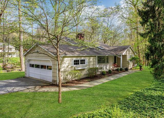 Property at 159 Rivergate Dr, Wilton, CT 06897, 3 beds, 2.5 baths
