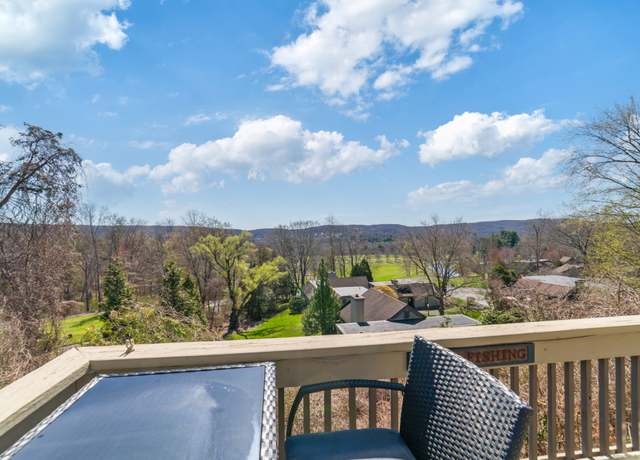 Property at 231 Heritage Vlg Unit C, Southbury, CT 06488, 2 beds, 2 baths
