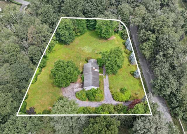 Property at 15 Pocconock Trl, New Canaan, CT 06840