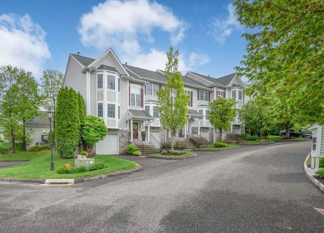 Property at 6001 Heartwood Ln #6001, Danbury, CT 06811, 2 beds, 2.5 baths