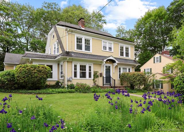 Property at 33 Bellevue Pl, Middletown, CT 06457, 4 beds, 2 baths