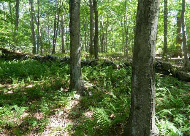 Property at 184 Shore Rd, Old Lyme, CT 06371