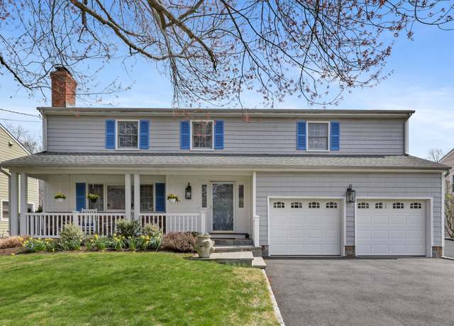 Property at 133 Lancer Rd, Greenwich, CT 06878, 4 beds, 2.5 baths