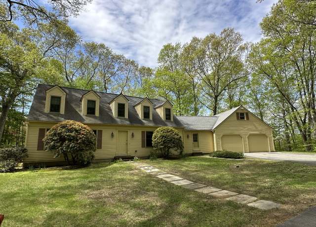 Property at 11 Bayberry Ridge Rd, Old Lyme, CT 06371, 3 beds, 2.5 baths
