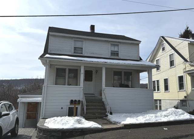 Property at 28 West St, Naugatuck, CT 06770, 6 beds, 2.5 baths