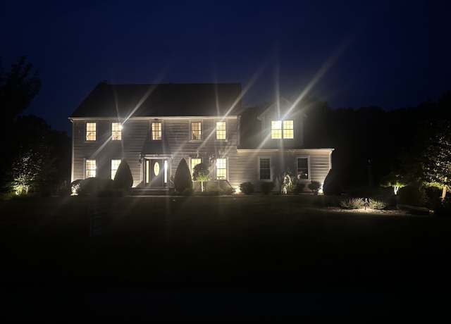 Property at 314 Great Pond Rd, Glastonbury, CT 06073, 4 beds, 3.5 baths