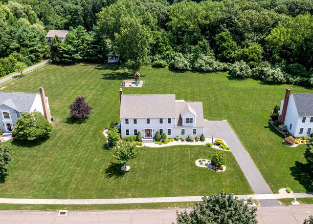 Property at 314 Great Pond Rd, Glastonbury, CT 06073, 4 beds, 3.5 baths
