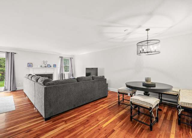 Property at 45 Lambert Cmn #45, Wilton, CT 06897, 3 beds, 2.5 baths