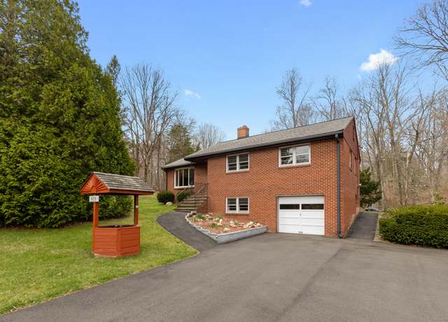 Property at 533 Clintonville Rd, North Haven, CT 06473, 3 beds, 1.5 baths