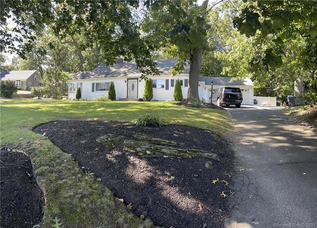 Property at 665 W Main St, West Haven, CT 06516, 4 beds, 2 baths
