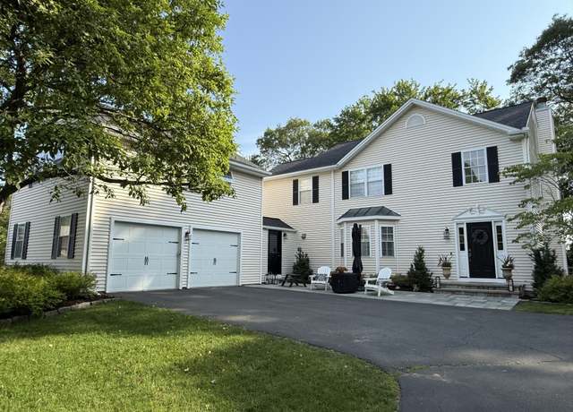Property at 11 Pequot Ct #11, Monroe, CT 06468, 3 beds, 2.5 baths